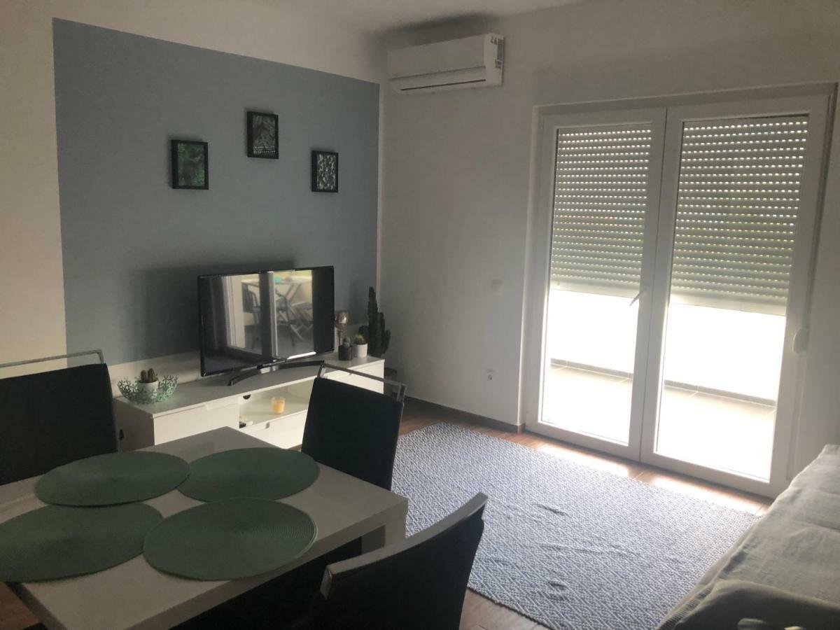 Apartment Sunrise Vinjerac Εξωτερικό φωτογραφία