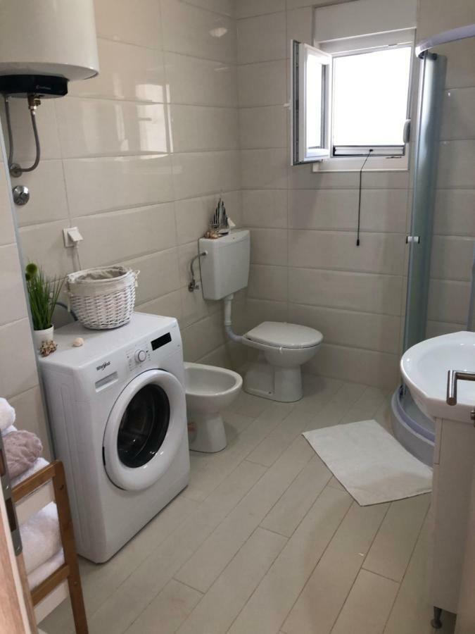 Apartment Sunrise Vinjerac Εξωτερικό φωτογραφία